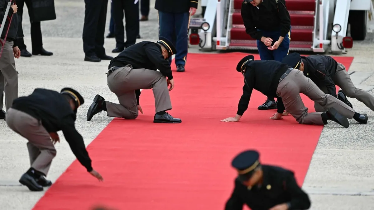 Video of US military adjusting red carpet for China’s Xi sparks online backlash