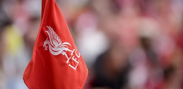 Consórcio com Bezos e bilionário brasileiro compra parte do Liverpool