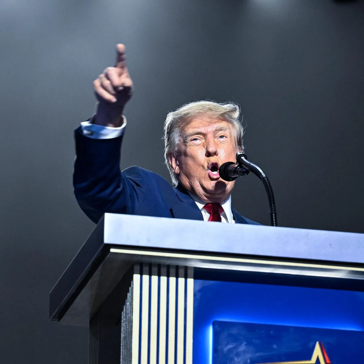 Ukraine-Krieg - Von Trump verkündete Waffenruhe hält offenbar nicht