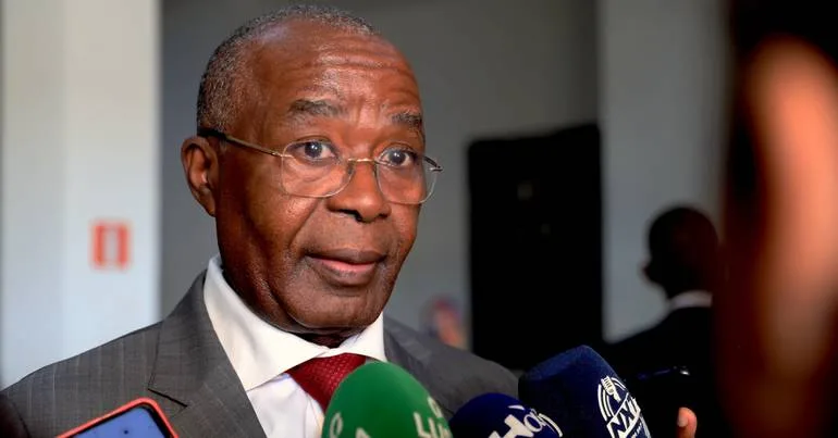 Fundador da CPLP critica missão "meramente formal"