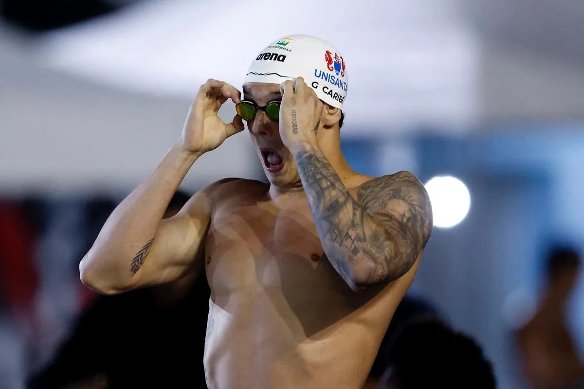Guilherme Caribé conquista bronze no Pan-Pacífico com melhor tempo da carreira nos 50m borboleta
