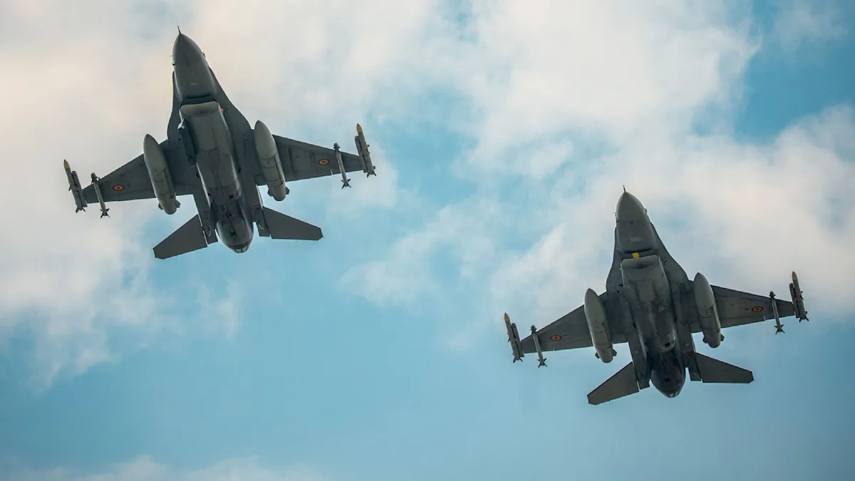 Eilmeldung - Rumänischer Kampfjet schießt Sprengstoff-Drohne ab