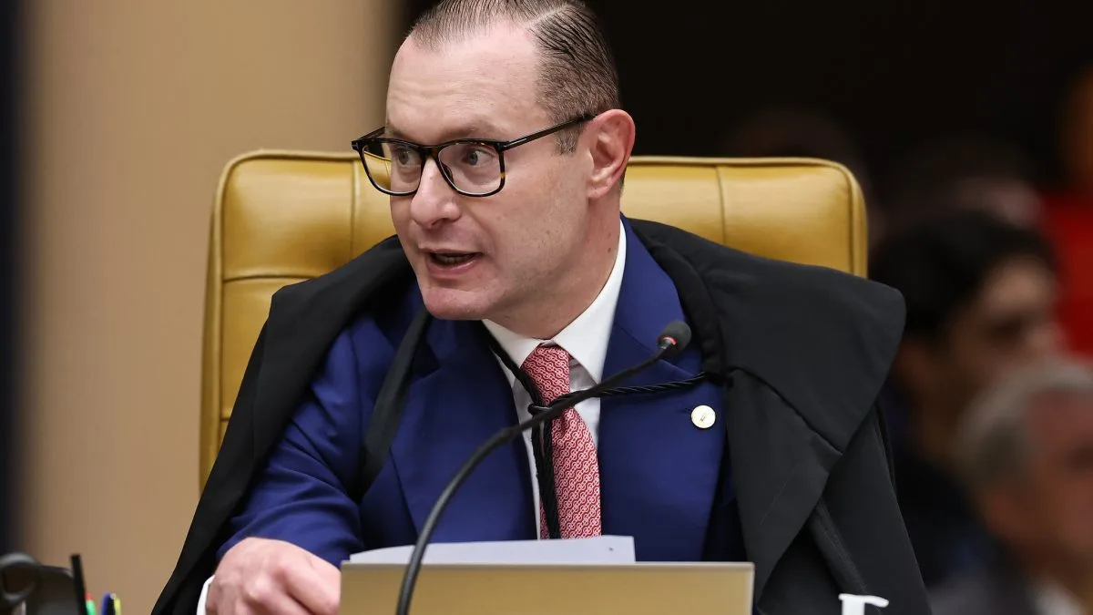 Zanin nega pedido para obrigar Senado a instalar CPI do Banco Master, mas decisão provisória mantém discussão aberta