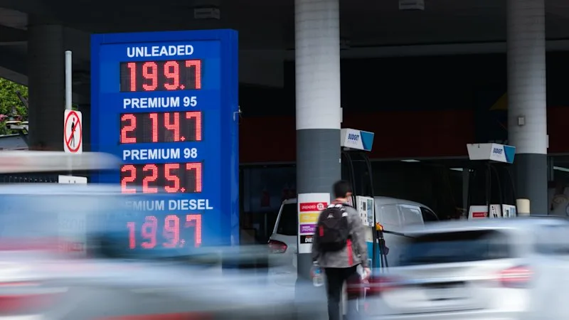 Fuel price fears for Australia as global buffers dry up