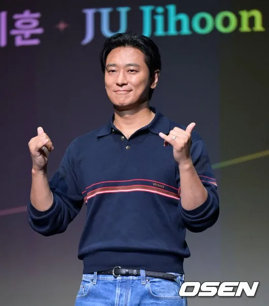 ‘44살’ 주지훈, 왼손 약지에 ‘반짝’ 커플링? 알고보니 패션반지 ‘해프닝’[Oh!쎈 이슈]