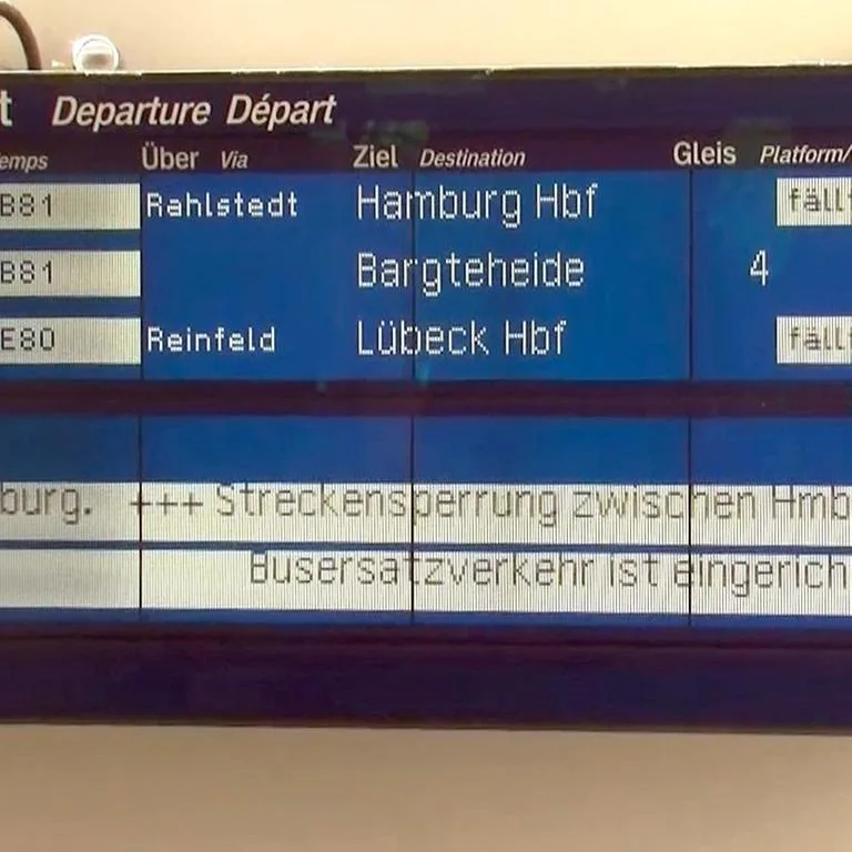 Verkehr - Etwa jeder zwölfte Fernzug ganz oder teilweise ausgefallen