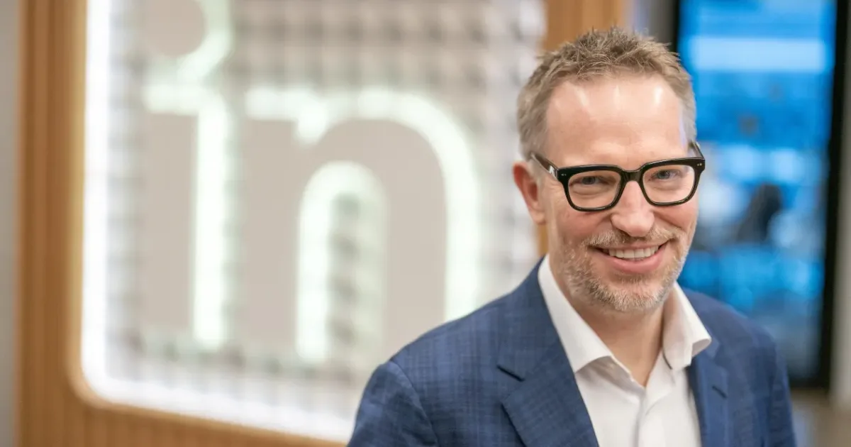 Ryan Roslansky, ex-CEO do LinkedIn, deixa posição na Microsoft