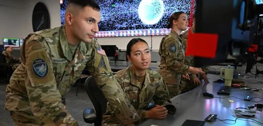 Krieg im All: Die USA stationieren Waffen im Weltraum – kommt es jetzt zum Wettrüsten?