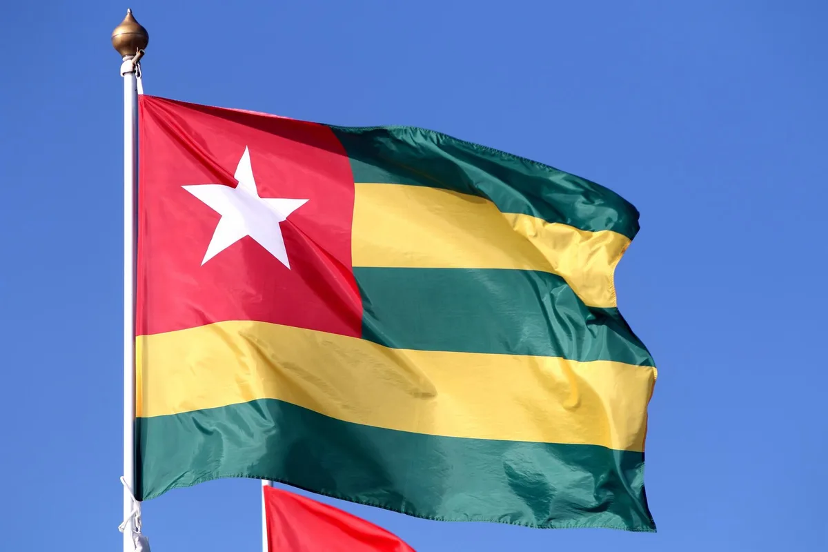 Togo autoriza a salir del país a dos realizadores franceses detenidos en julio por "declaraciones falsas"