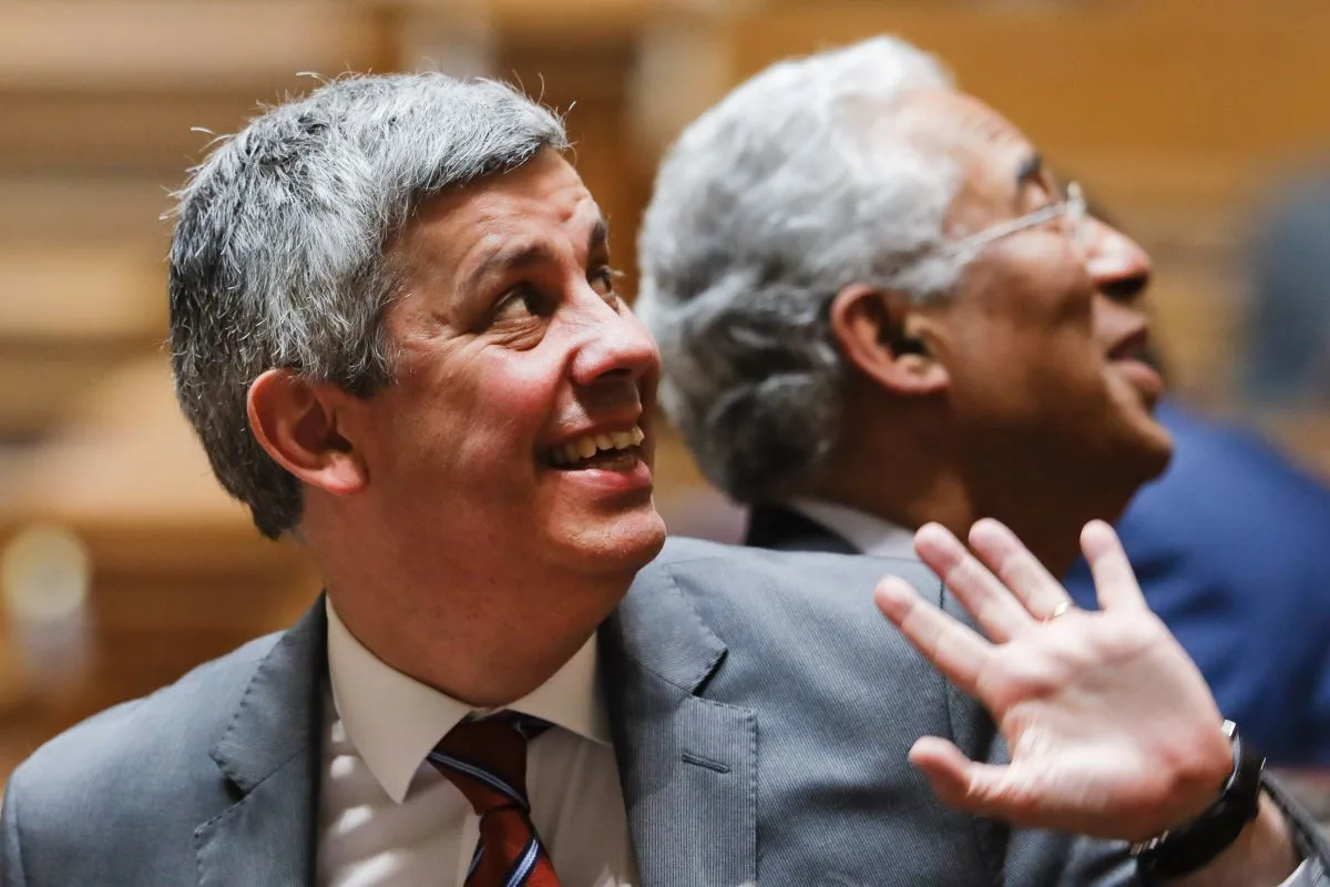 Não preocupa o PS, mas o que está Mário Centeno a preparar?