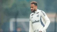 Dirigente explica ausência de Neymar contra o Palmeiras: “Estratégia”