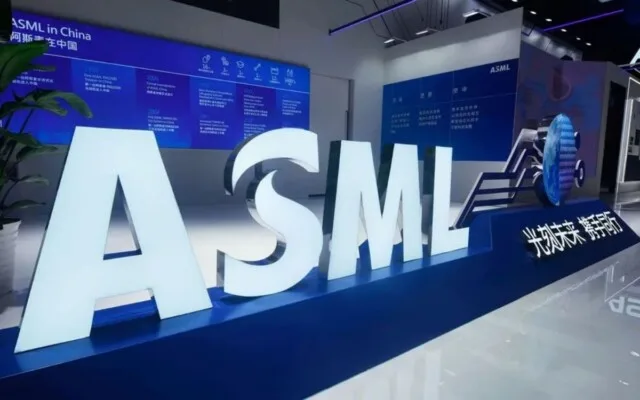 Estados Unidos quer agora restringir envios de máquinas DUV da ASML para a China
