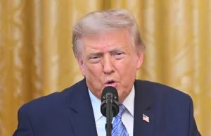 Trump diz que Irã ‘só fala’ e não age; também acusa IRGC de estar ‘fugindo’ da guerra