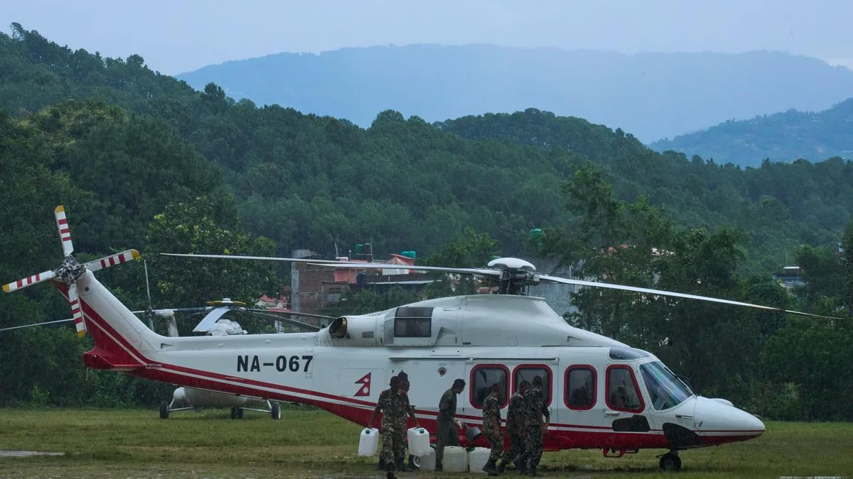 Katastrophe im Himalaya: Nach Sturzflut: Schlamm erschwert Rettungsaktionen in Nepal