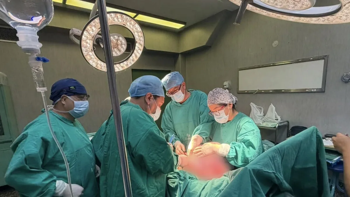 EsSalud abre quirófanos de noche y domingos para reducir las esperas en el Hospital de Emergencias Grau