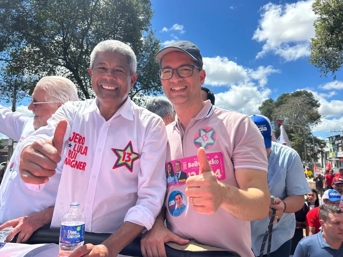 Prefeito do União Brasil adere a Jerônimo e participa de carreata