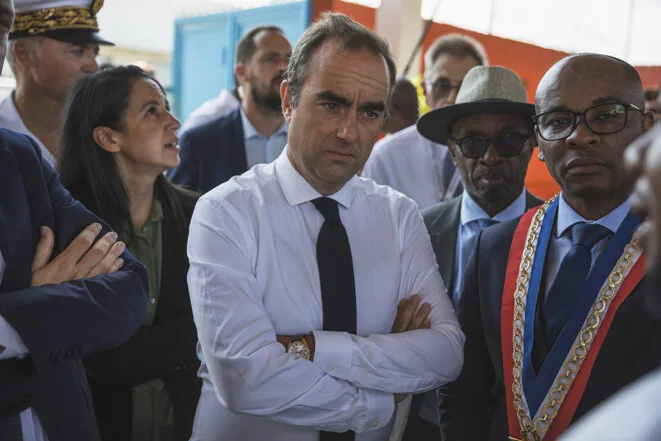 À Mayotte, Sébastien Lecornu déclare la guerre aux exilés