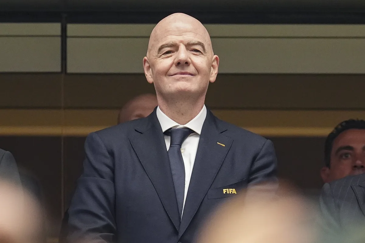 Sede da próxima Copa, Marrocos e outras federações árabes defendem Infantino
