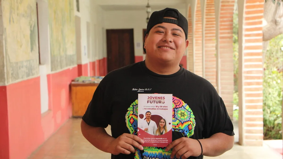 Jóvenes Construyendo el Futuro: qué incluye el seguro médico para los aprendices