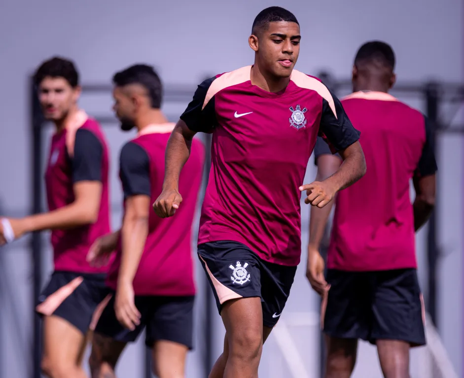 Treino do Corinthians tem três desfalques importantes