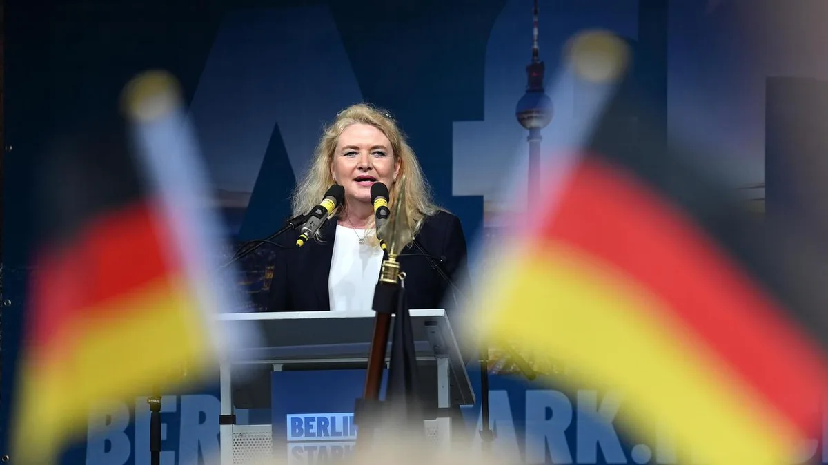 AfD Berlin: Polizei durchsucht Haus von Mitarbeiter der Berliner AfD-Kandidatin
