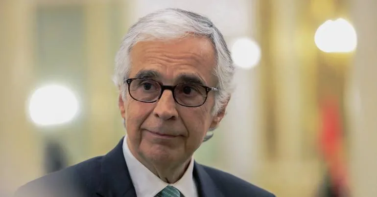 Aguiar-Branco recusa leitura "partidária" de resposta a CPI