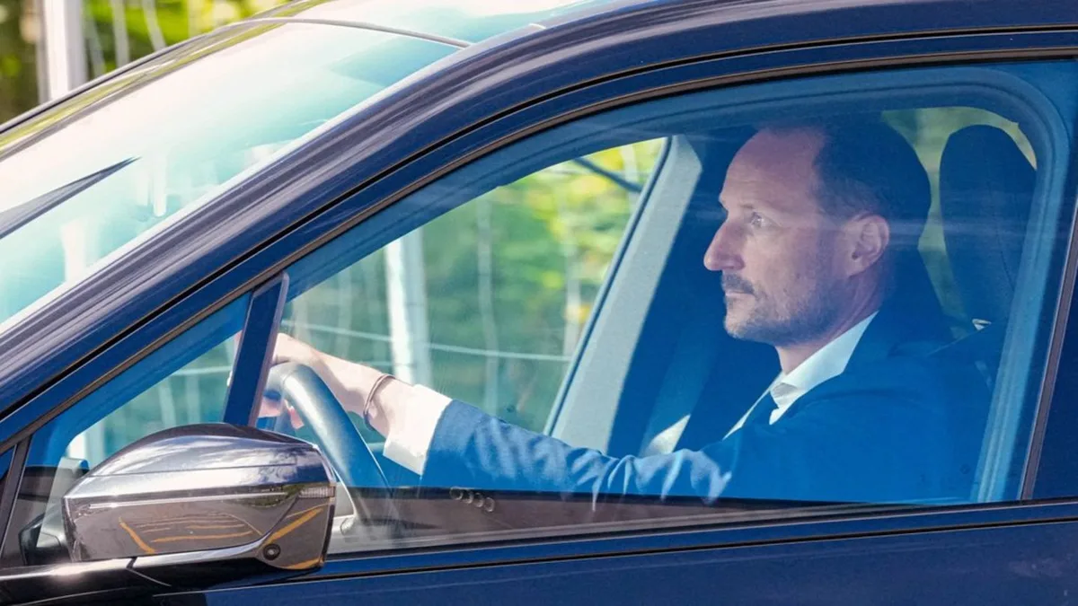 Sorge um König Harald von Norwegen: Sonja sagt Termin ab, Haakon eilt zu ihm
