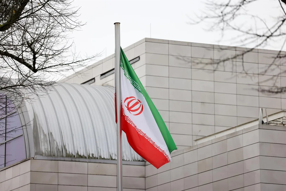 Irán rechaza cualquier diálogo con EEUU "hasta que no se cumplan sus condiciones", pese a las palabras de Trump
