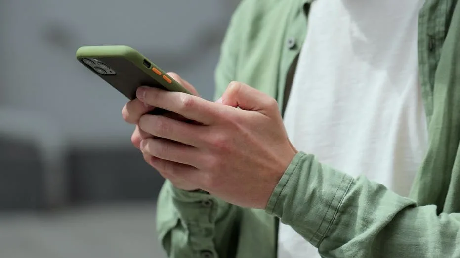 Apple spyware warning hits iPhones in 110 countries