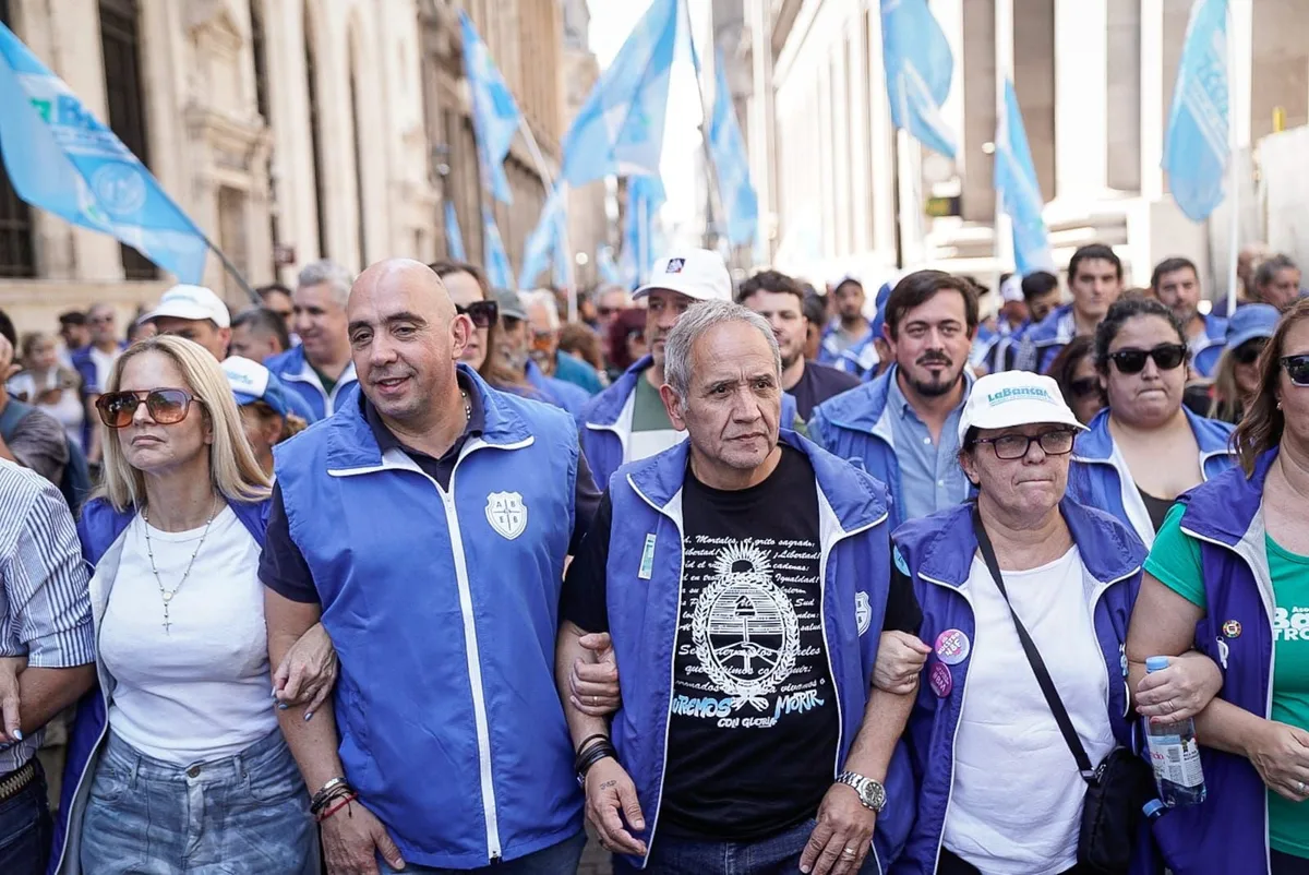Paritaria Bancaria: nuevo aumento, con piso millonario y ya hay fecha para volver a discutir salarios