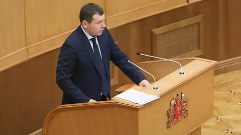 В свердловском законодательном собрании сменился спикер впервые за 15 лет // Депутаты заксобрания Свердловской области избрали Дмитрия Жукова председателем