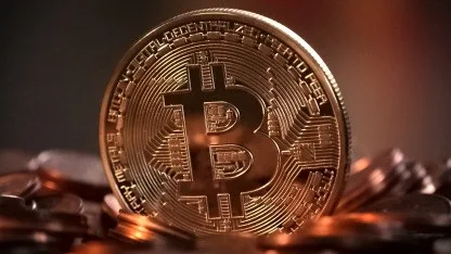 Kryptowährung: Bitcoin innerhalb von drei Tagen um 10.000 Dollar gestiegen