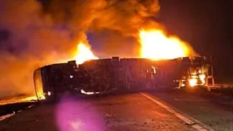 Tres personas murieron en un choque e incendio en la Ruta Nacional 34, en Santiago del Estero