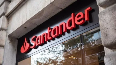 Santander alcanza los 188.000 millones en financiación verde y ya supera el 85% de su objetivo para 2030
