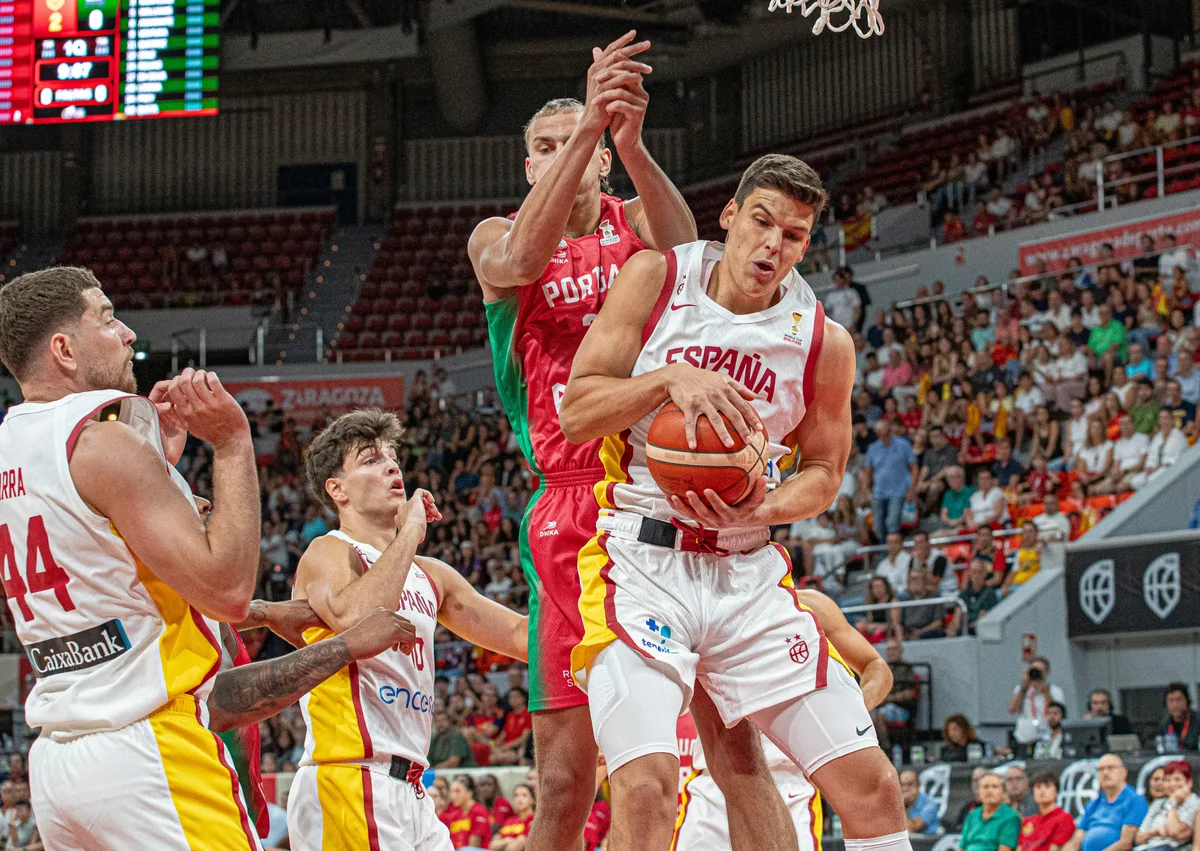 Las nuevas reglas de la FIBA convierten lo simple en difícil