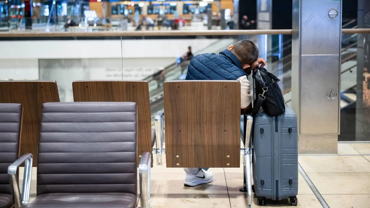45 Minuten Stillstand: Drohnen-Alarm am BER: Flugverkehr kurzzeitig lahmgelegt