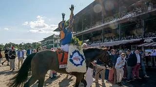Yegua invicta en Estados Unidos derrota a los machos en el Christophe Clement Stakes (G1)