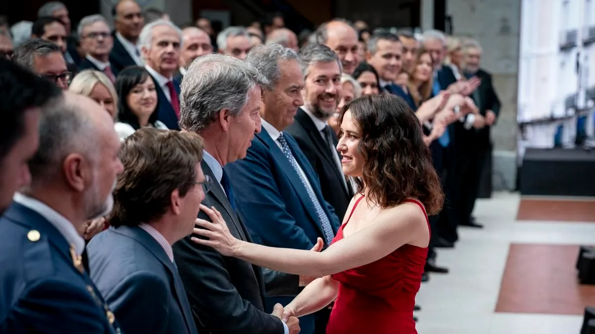 Feijóo: "Patrimonio de la Comunidad de Madrid tendrá que explicar por qué compró un ático que no se puede destinar a oficina"