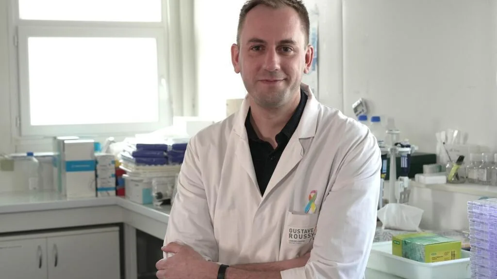 Cientista francês testa nanopartículas para melhorar ação da imunoterapia contra o câncer
