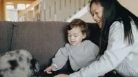 Estudo mediu cortisol em pets e seus donos e confirmou: seu cachorro também se estressa quando você está estressado
