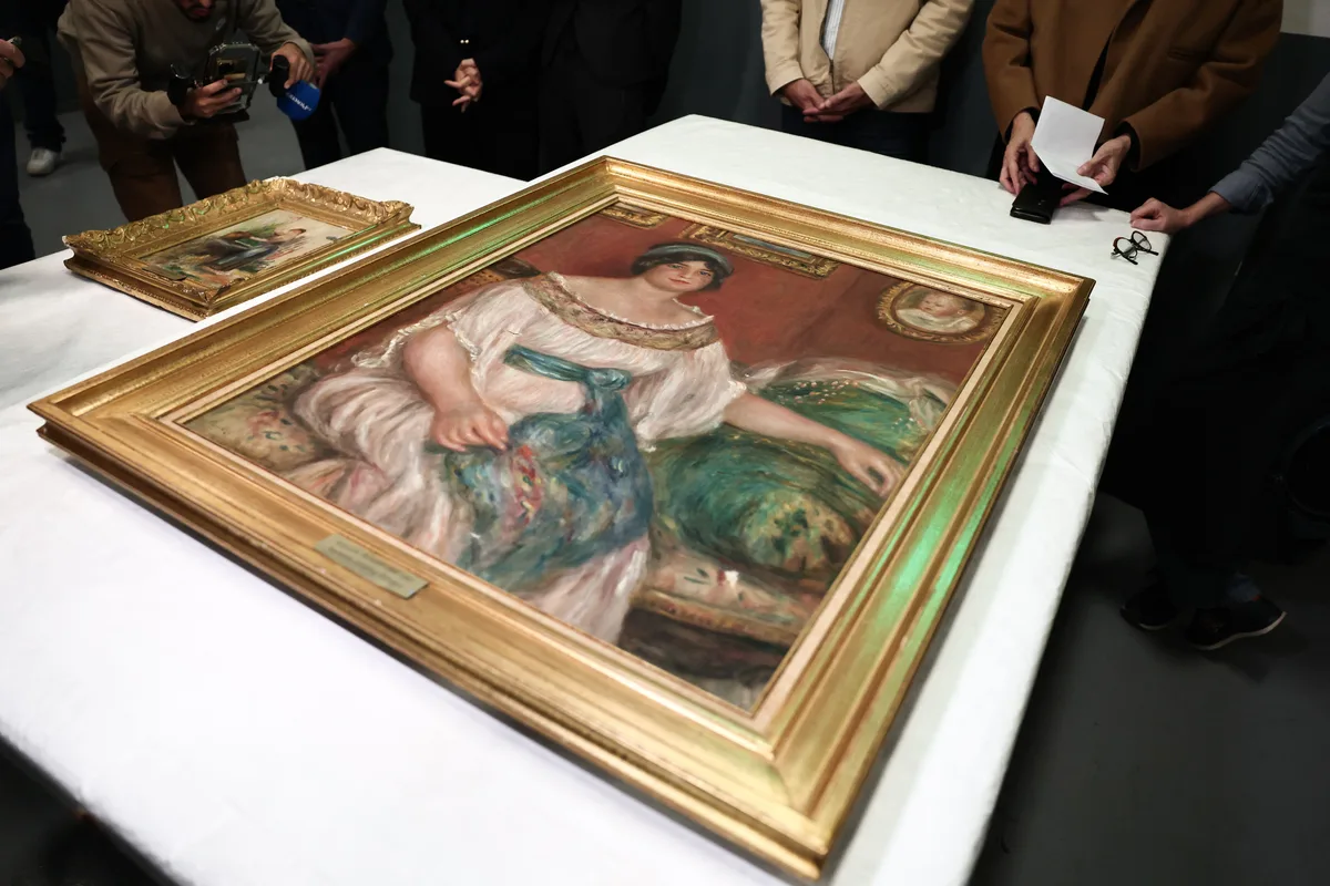 Quadros de Renoir roubados são encontrados com danos