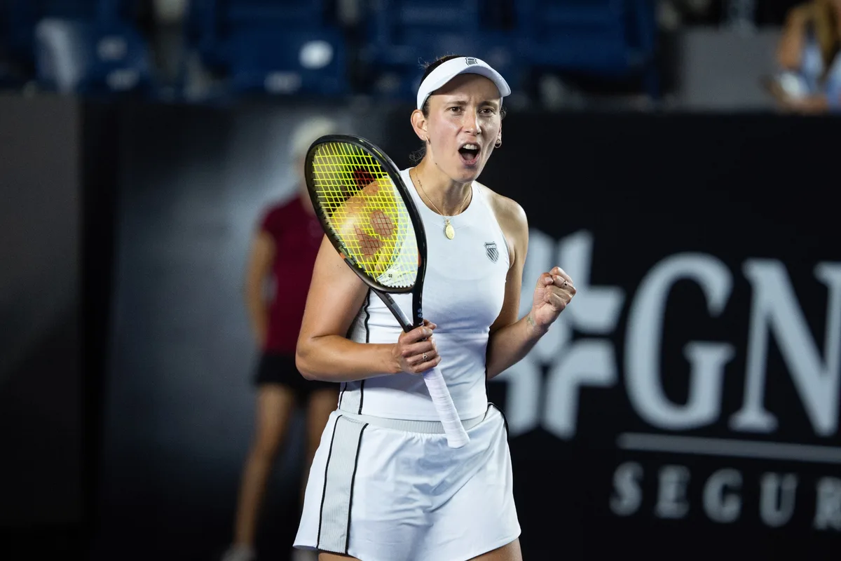 Mertens vence em três sets na estreia e faz quartas em Monterrey