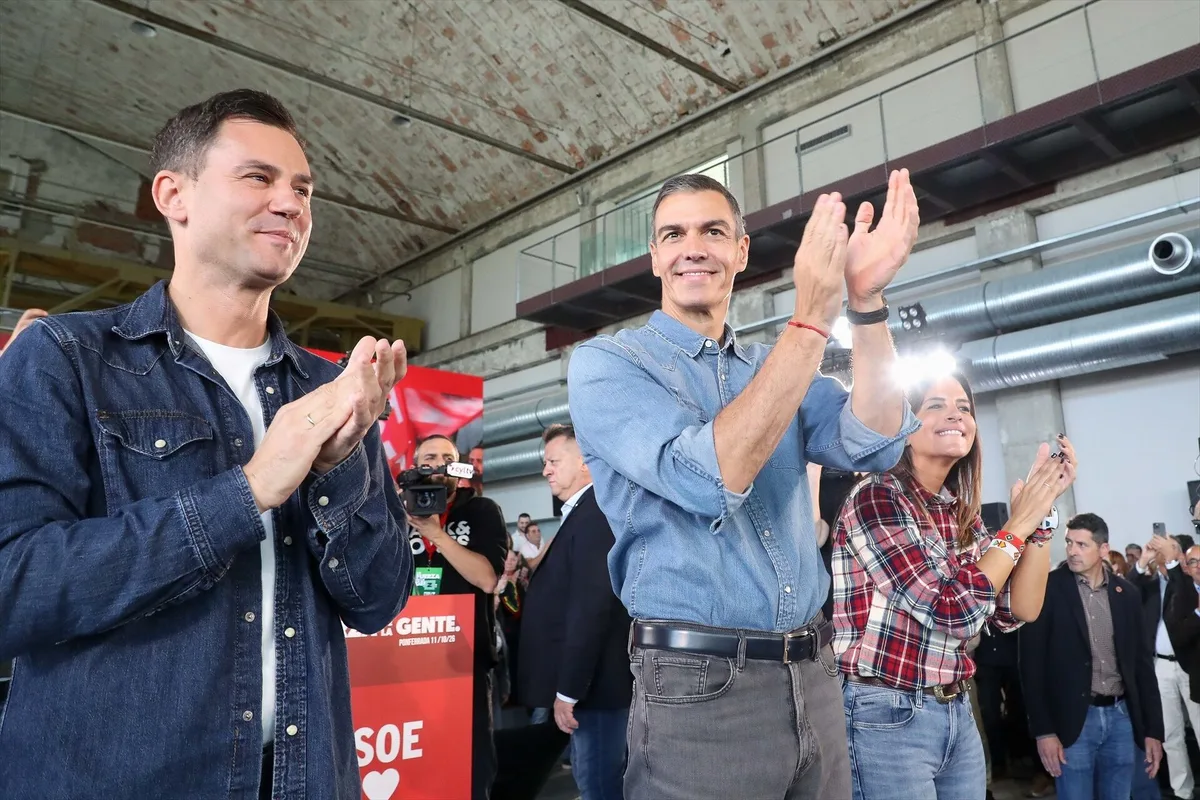 Pedro Sánchez presiona al Supremo para que “frene el intento de atropello” de Feijóo y Abascal y permita votar a los nacionalizados por la ‘ley de nietos’