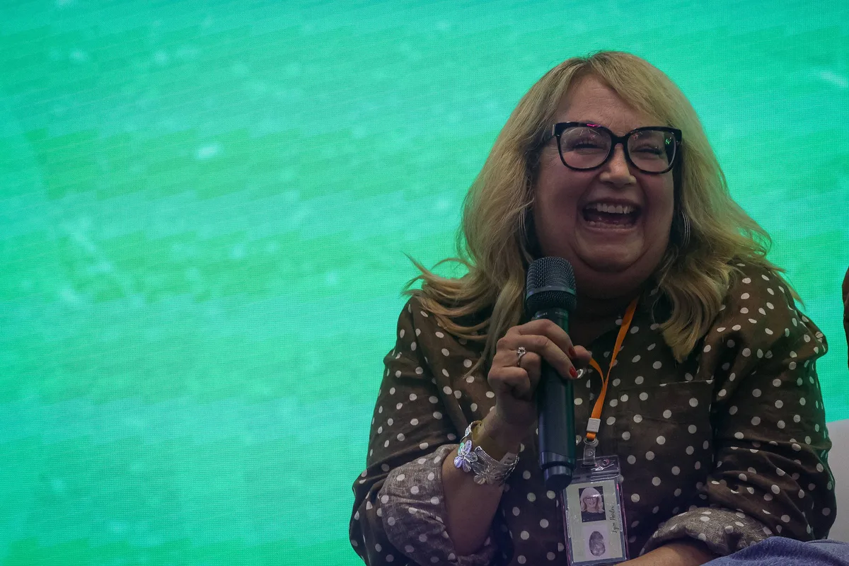 Lynn Painter, celebridade de romances teens, diz que vai incluir o Brasil em novo livro