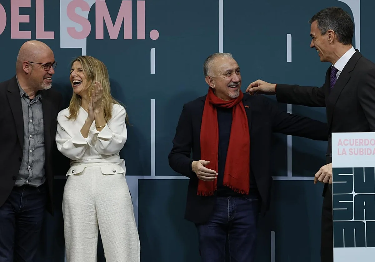 Sánchez multiplica casi por cuatro las ayudas directas a los sindicatos