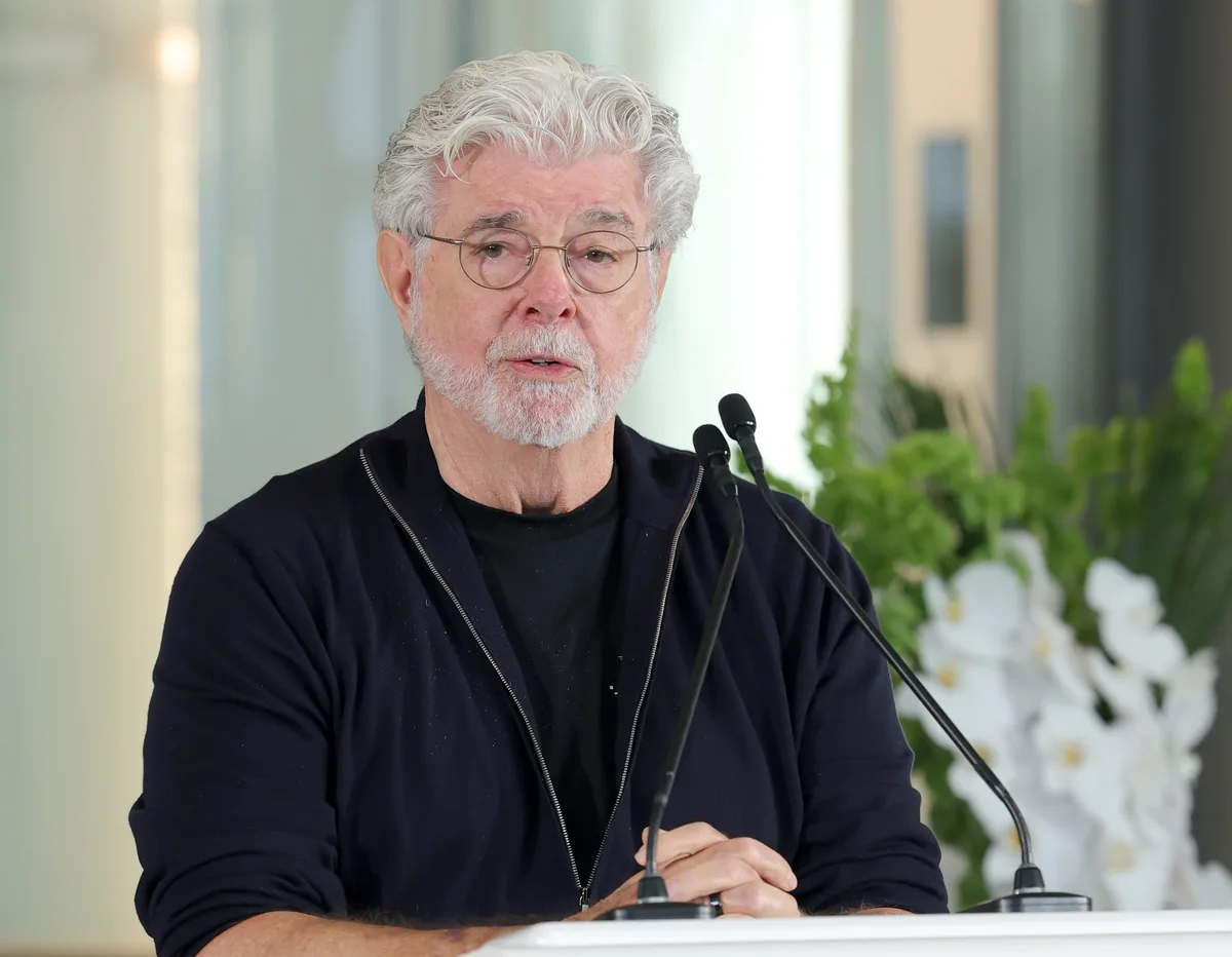 George Lucas explica por que desistiu de dirigir três filmes de ‘Star Wars’