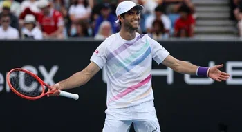 Tenista Nuno Borges apura-se para a segunda ronda do Masters 1.000 de Xangai