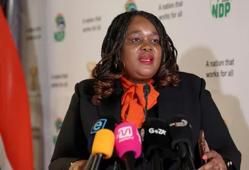 Justice Minister praises whistleblower for exposing death threat to senior official
