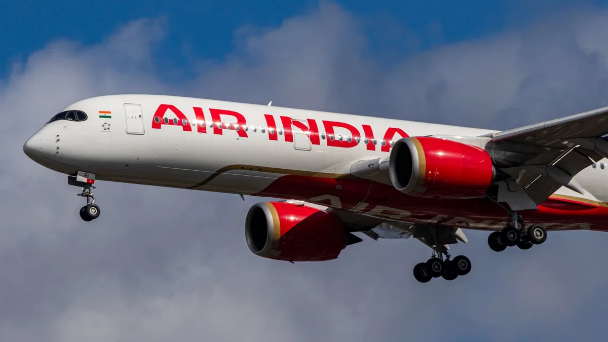 Le commandant de bord est soupçonné d'avoir consommé du cannabis: Air India impose un dépistage antidrogue à tous ses pilotes après un mystérieux incident de vol ayant fait 24 blessés