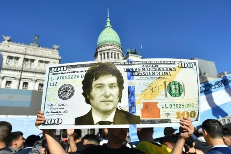 El plan del BCRA para sostener la calma del dólar: cómo interviene, por qué compra menos y el “tsunami” que viene